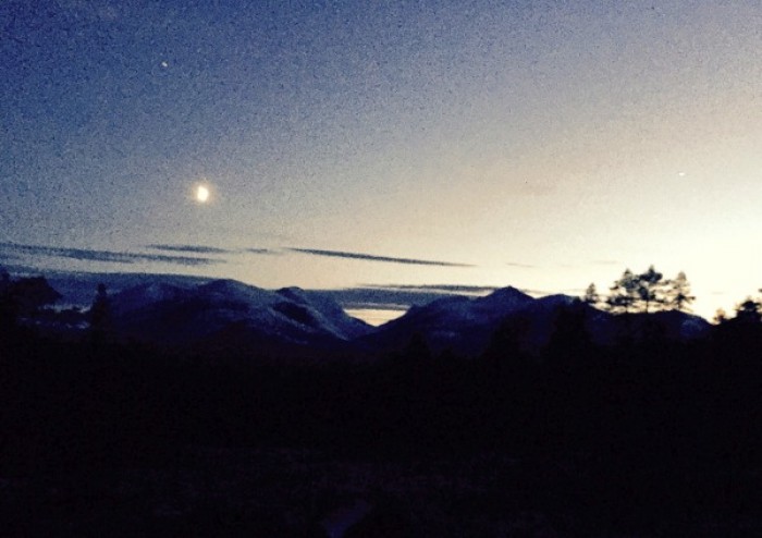 Ved Rondane i vårnatta foto Astrid Asland