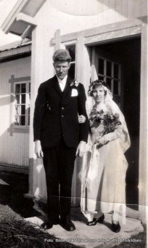  Fra bryllupsdagen 10april 1930 på Rø