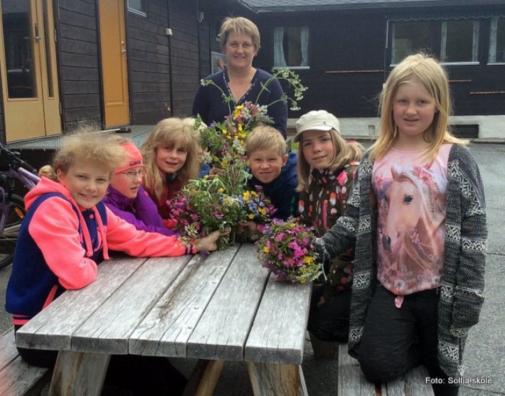 Blomsterhilsen 2 Sollia skole