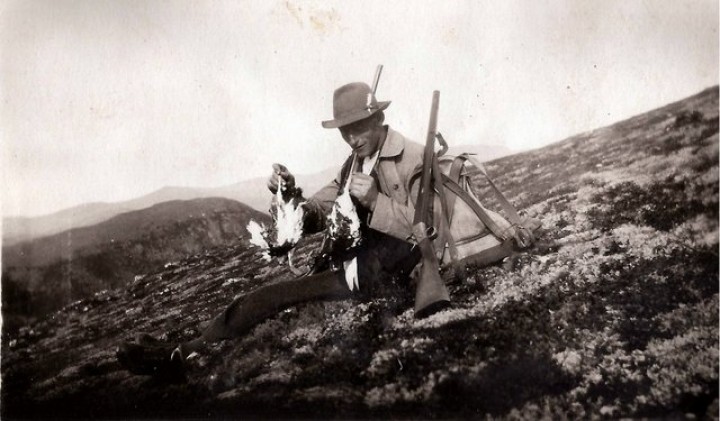 1-1930 Embret Finstad på jakt